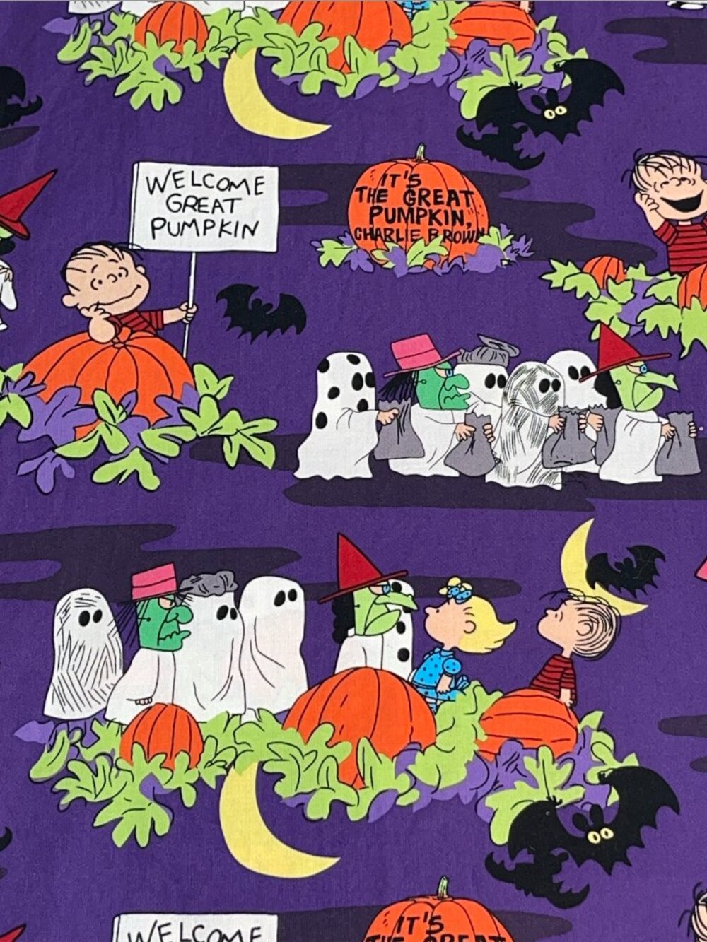 PEANUTS Womens Scrub Top Halloween Great Pumpkin Charlie Brown Plus Sz 2X Purple - Picture 2 of 10